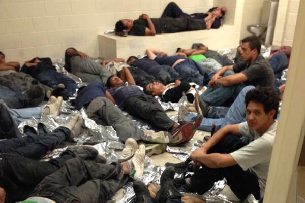 sickening-photos-of-the-humanitarian-crisis-at-us-border-detention-centers.jpg