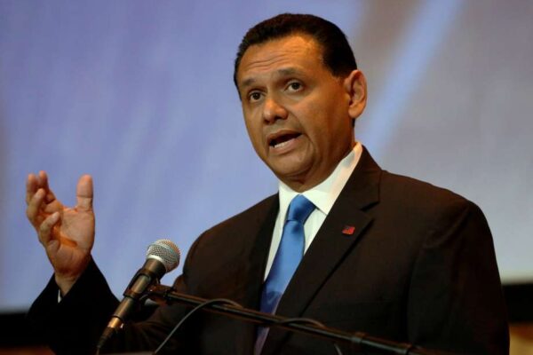 Headshot of Harris County Sheriff Gonzalez