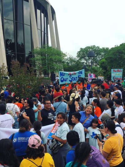ACLU of Texas rallies outside courthouse