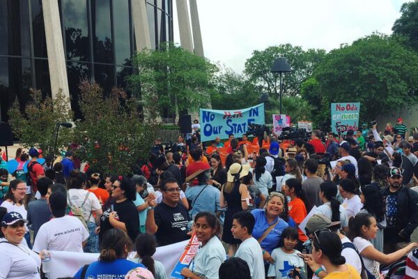 ACLU of Texas rallies outside courthouse