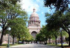 Photo of the walkway leading to Texas Capitol building in Austin