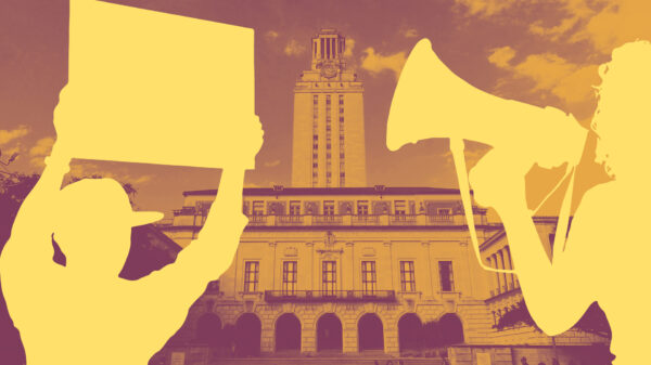 Animated photo of people protesting outside of University of Texas at Austin tower