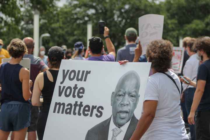 a sign that reads your vote matters